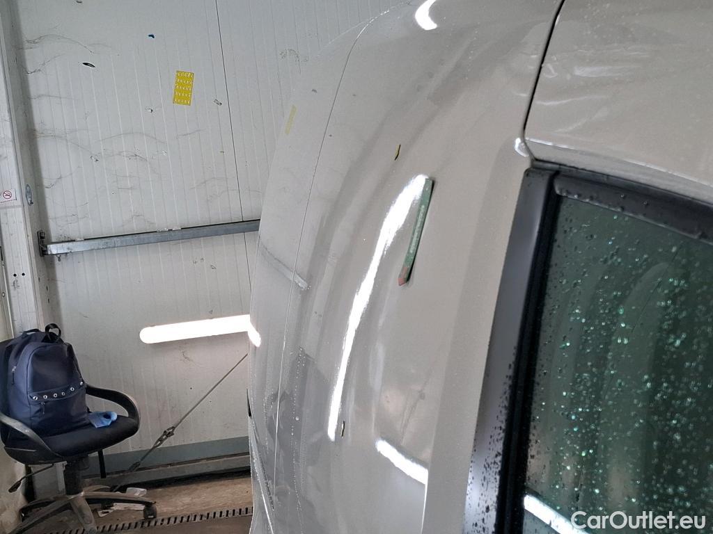  Volkswagen  Caddy VOLKSWAGEN  Van / 2015 / 4P / Fourgonnette 2.0 TDI 102 DSG6 Business Line Plus #8