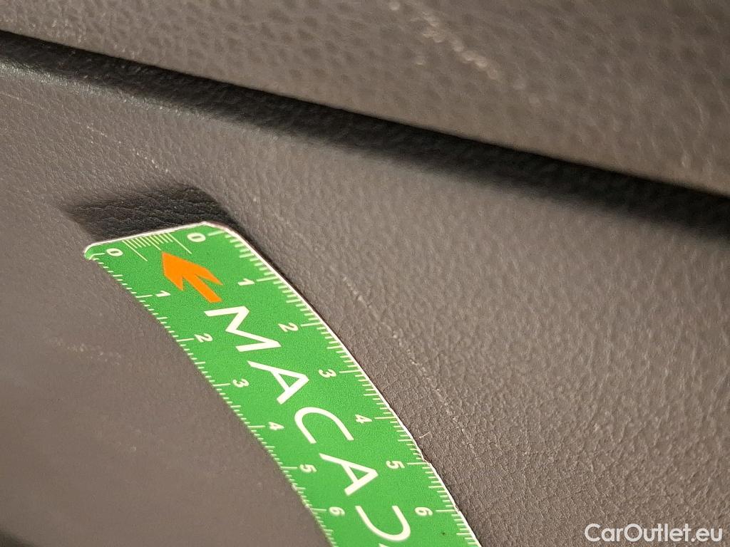  Volkswagen  Transporter VOLKSWAGEN  / 2019 / 4P / Fourgon tôlé 2.0 TDi 150 DSG7 L1H1 Business Line #43