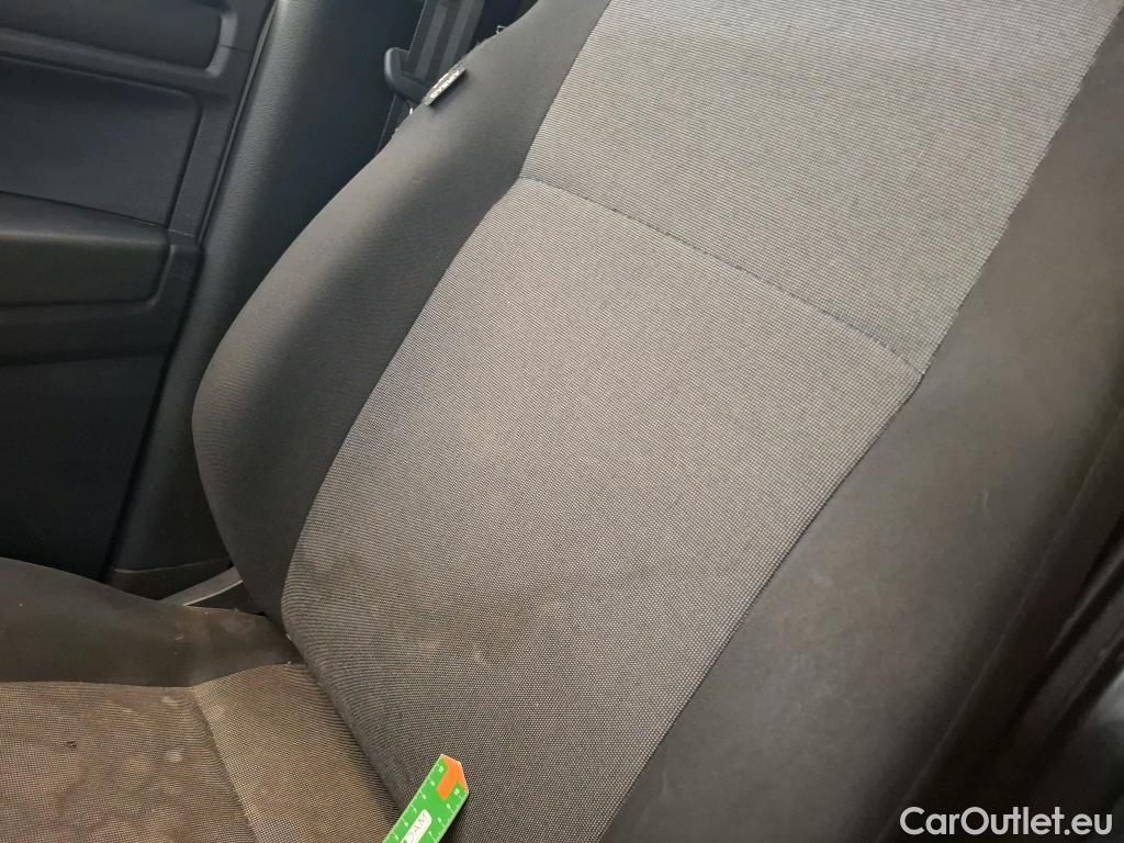  Volkswagen  Caddy VOLKSWAGEN  Van / 2015 / 4P / Fourgonnette 2.0 TDI 102 DSG6 Business Line Plus #22