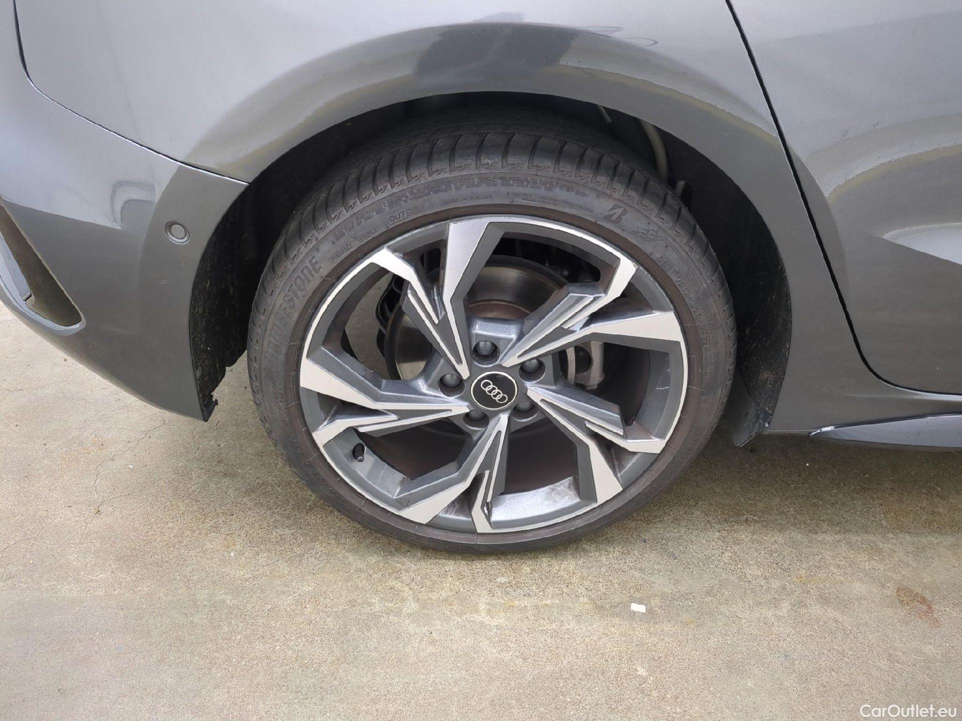  Audi  A3 AUDI  Sportback / 2020 / 5P / Berline 35 TFSI 150 MHEV S Tronic S Line #9