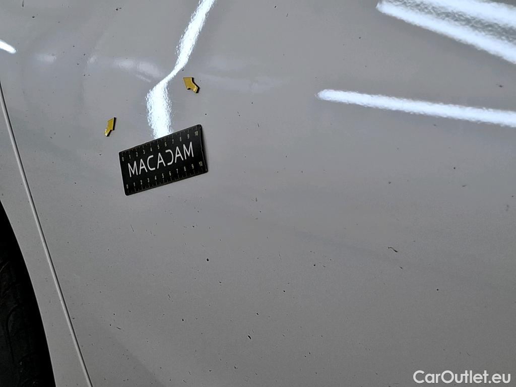  Bmw  Serie 1 BMW Série 1 / 2019 / 5P / Berline 116i Business Design #3