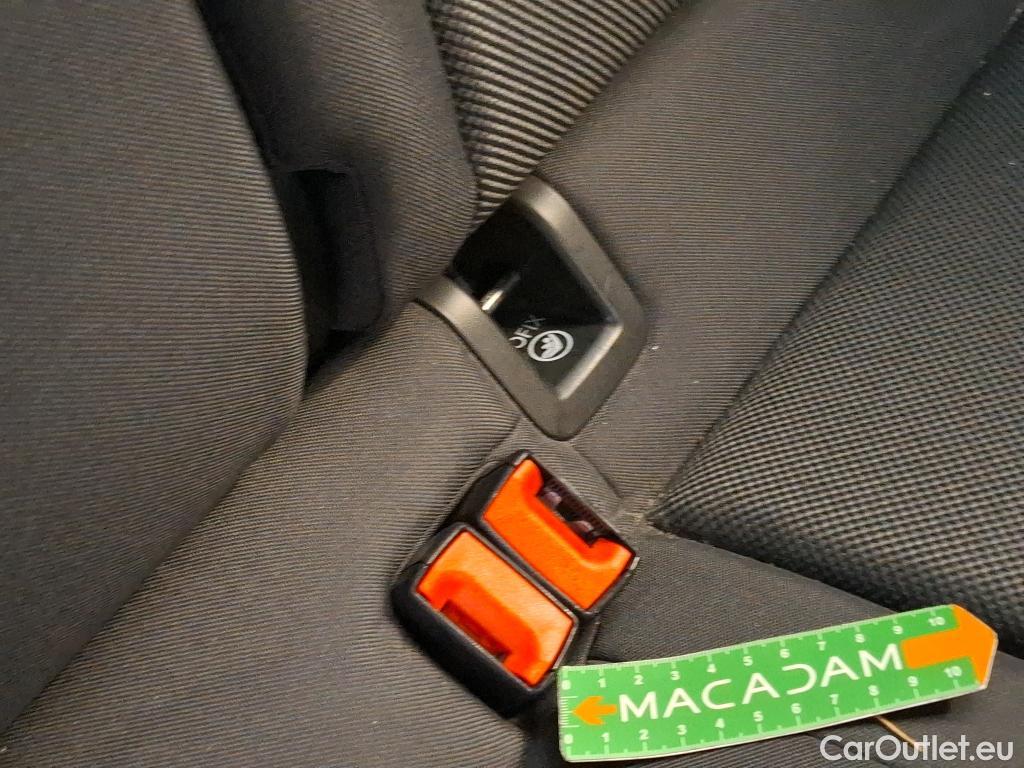  Audi  A3 AUDI  Sportback / 2016 / 5P / Berline 35 TDI 150 S TRONIC BUSINESS LINE #40