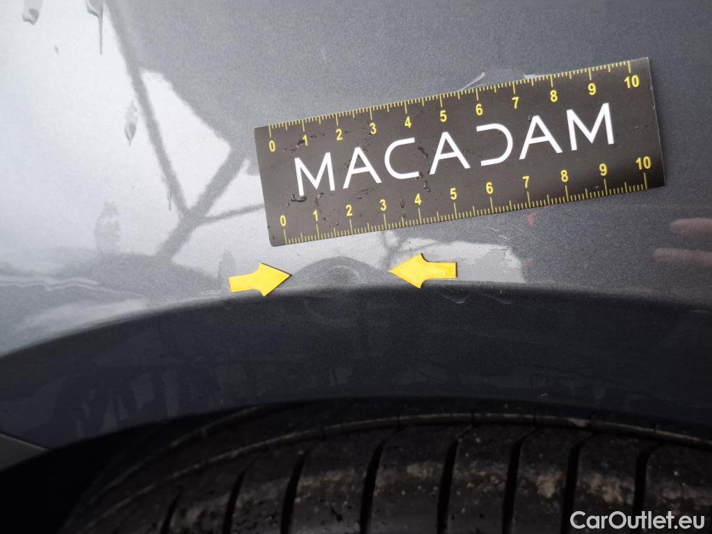  Audi  A3 AUDI  Sportback / 2016 / 5P / Berline 35 TDI 150 S TRONIC BUSINESS LINE #38