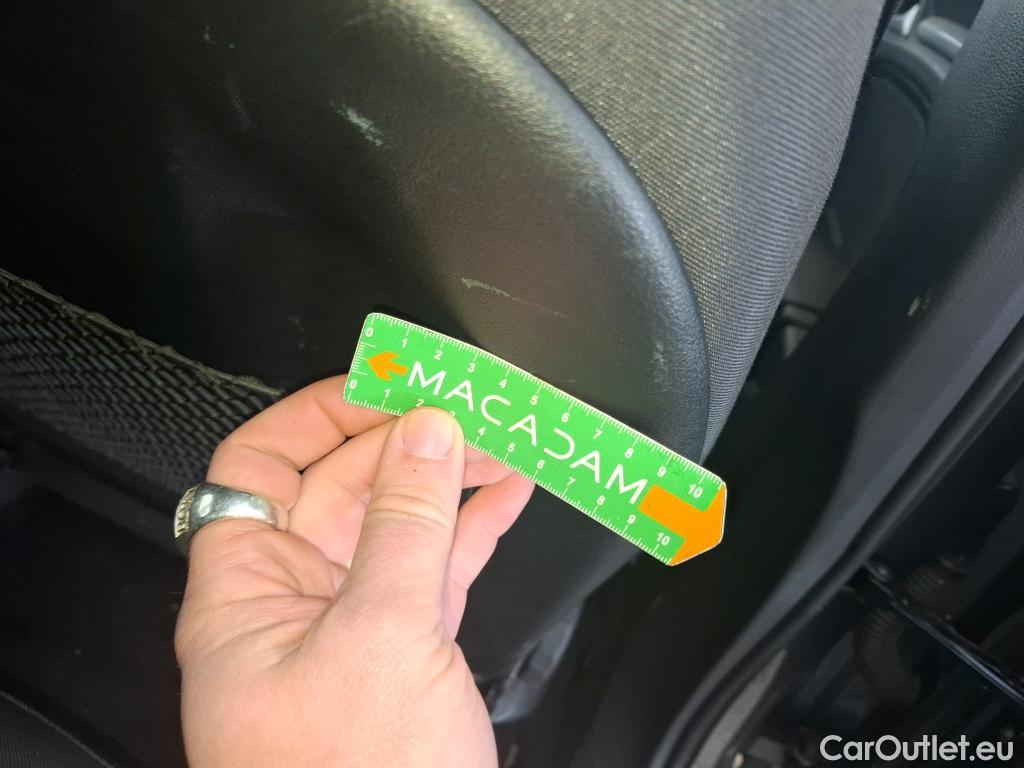  Audi  A3 AUDI  Sportback / 2016 / 5P / Berline 35 TDI 150 S TRONIC BUSINESS LINE #32