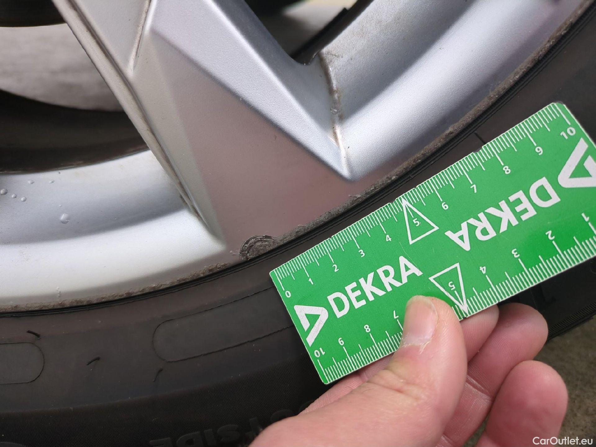  Audi  Q3 AUDI  / 2018 / 5P / SUV 45 TFSI E 245 S TRONIC S LINE #4