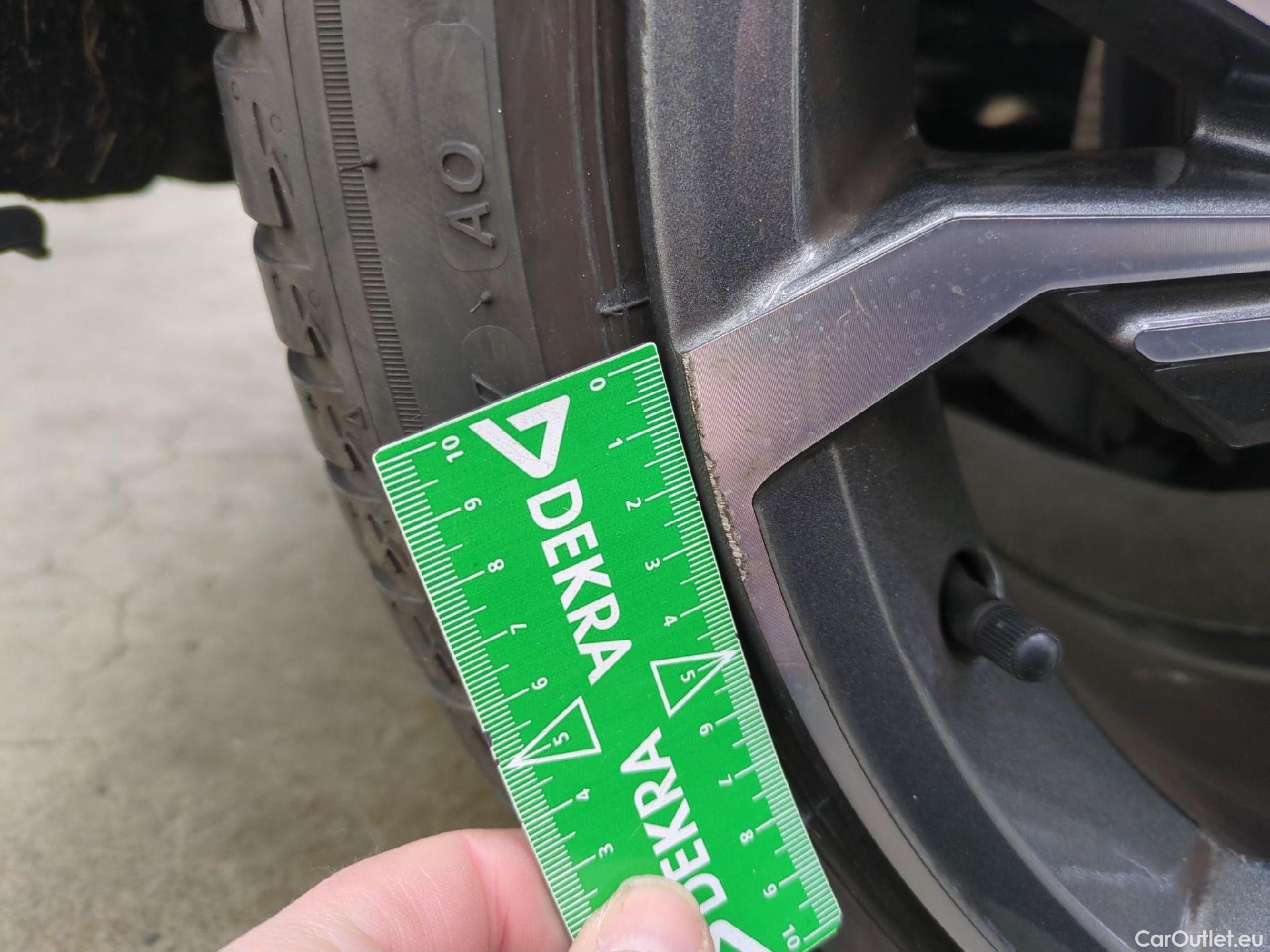  Audi  A3 AUDI  Sportback / 2020 / 5P / Berline 35 TFSI 150 MHEV S Tronic S Line #10