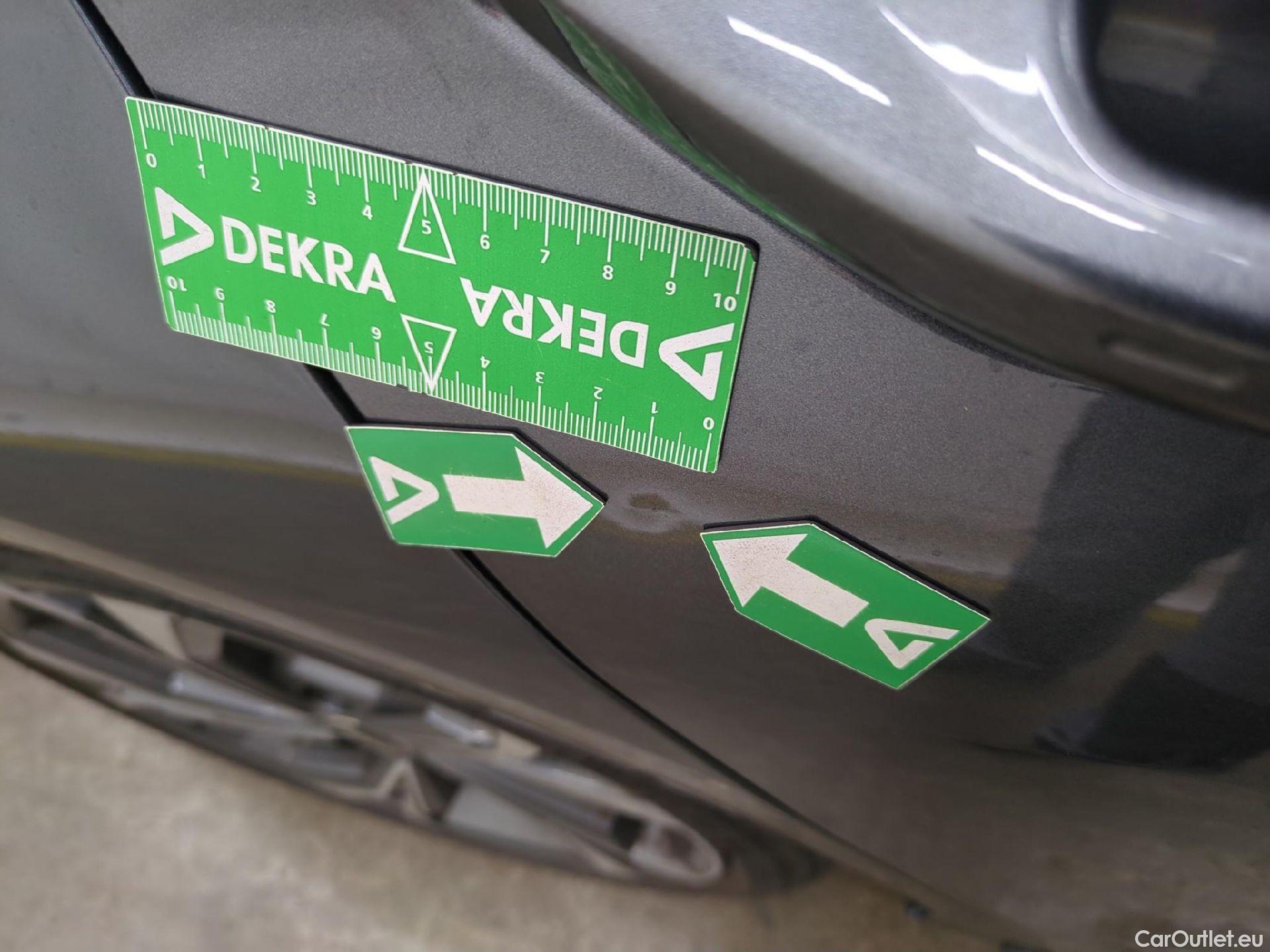  Audi  A3 AUDI  Sportback / 2020 / 5P / Berline 35 TFSI 150 MHEV S Tronic S Line #19