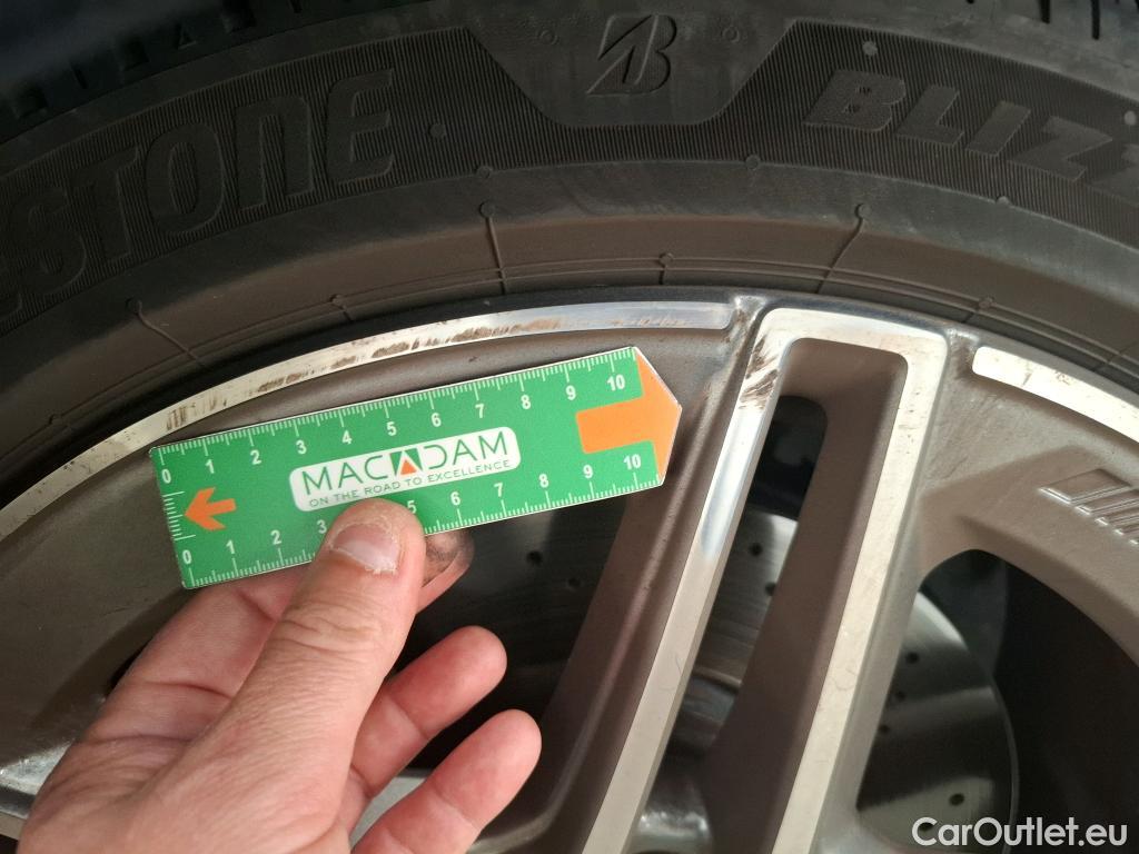  Mercedes  CLA-Klasse MERCEDES-BENZ CLA Shooting Brake / 2019 / 5P / Break CLA 200 d AMG Line BA8 #21