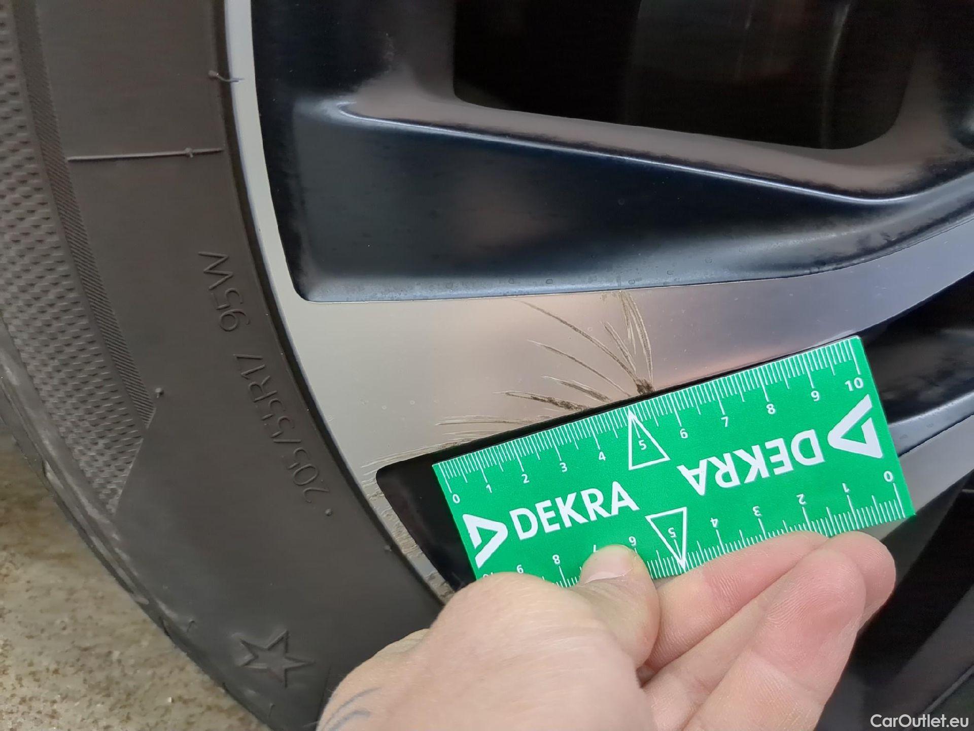  Mercedes  A-Klasse MERCEDES-BENZ Classe A Compact / 2018 / 5P / Berline A 180 d Business Line #4