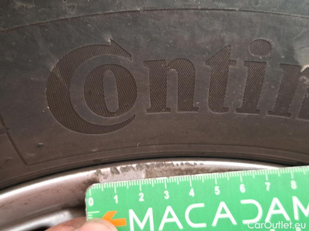  Fiat  500 FIAT   2015  3P  Berline Hybrid 10 BSG 70 ch Dolcevita #25