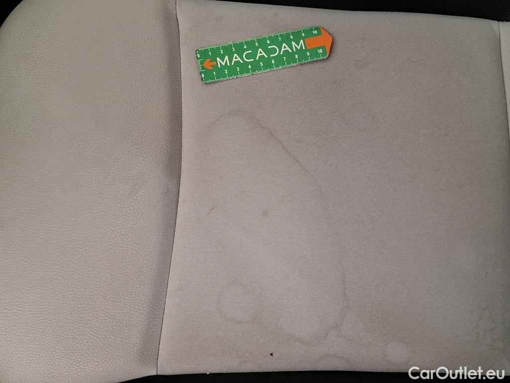  Fiat  500 FIAT   2015  3P  Berline Hybrid 10 BSG 70 ch Dolcevita #49