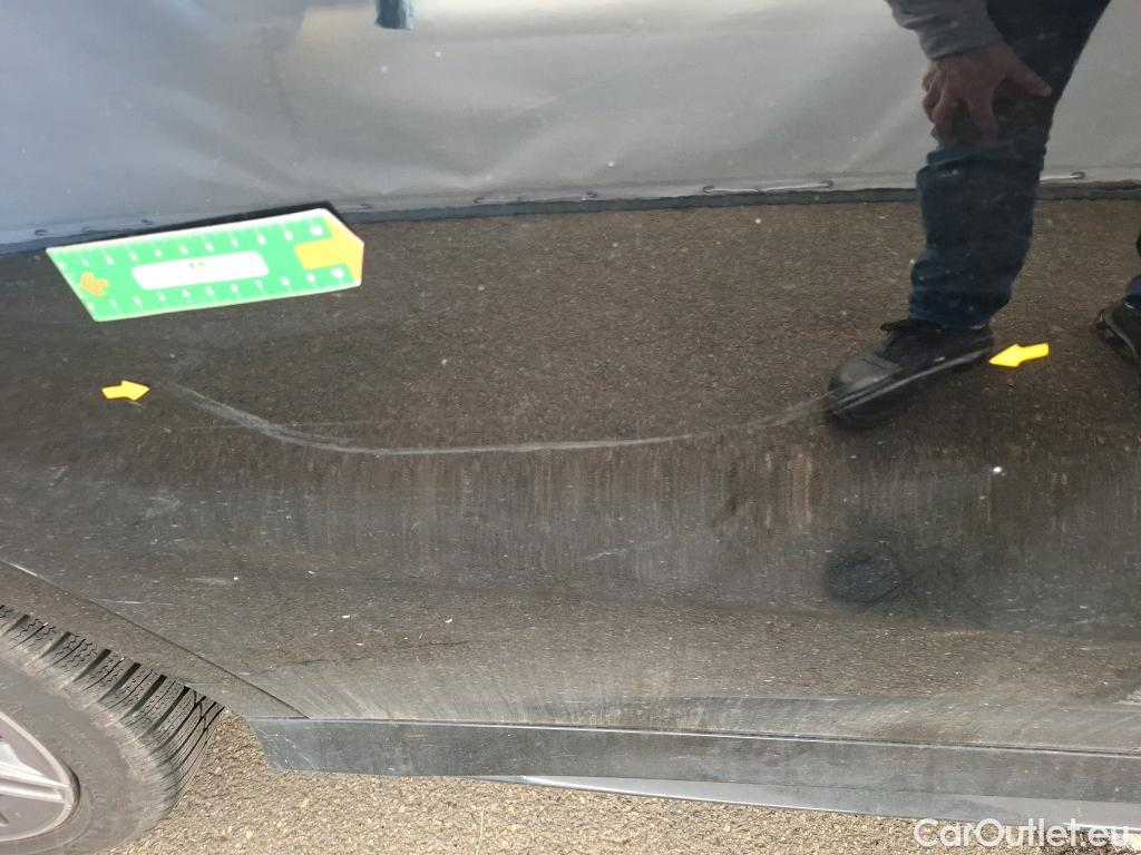  Mercedes  CLA-Klasse MERCEDES-BENZ CLA Shooting Brake / 2019 / 5P / Break CLA 200 d AMG Line BA8 #31