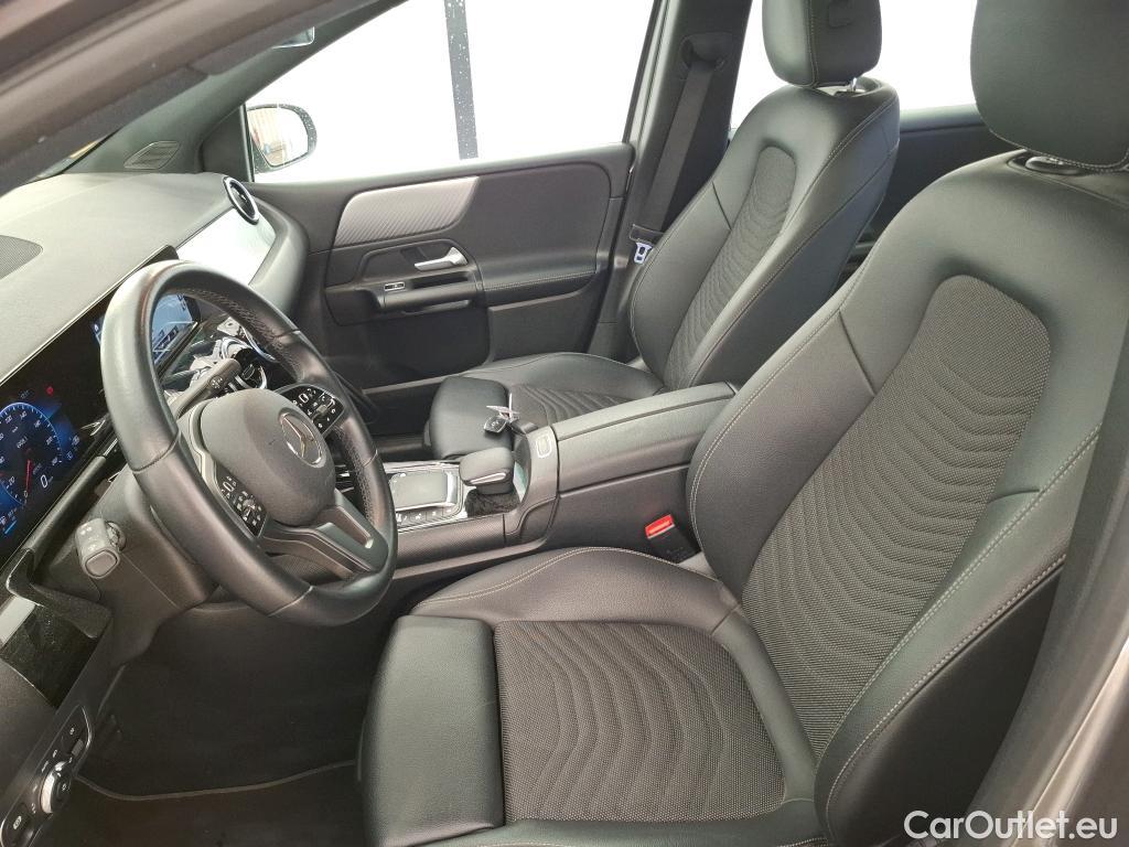  Mercedes  B-Klasse MERCEDES-BENZ Classe B / 2019 / 5P / monospace B 200 d Business Line Edition BA8 #9