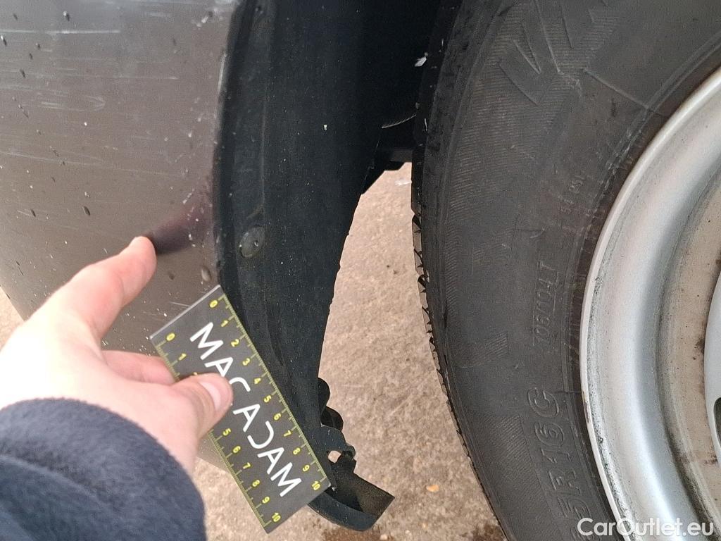  Citroen  Jumpy  Combi XL Confort 1.5 BlueHDi 120CV BVM6 9 Sieges E6d #42