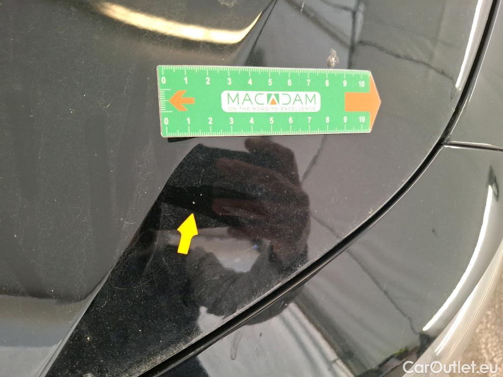  Mercedes  CLA-Klasse MERCEDES-BENZ CLA Shooting Brake / 2019 / 5P / Break CLA 200 d AMG Line BA8 #3