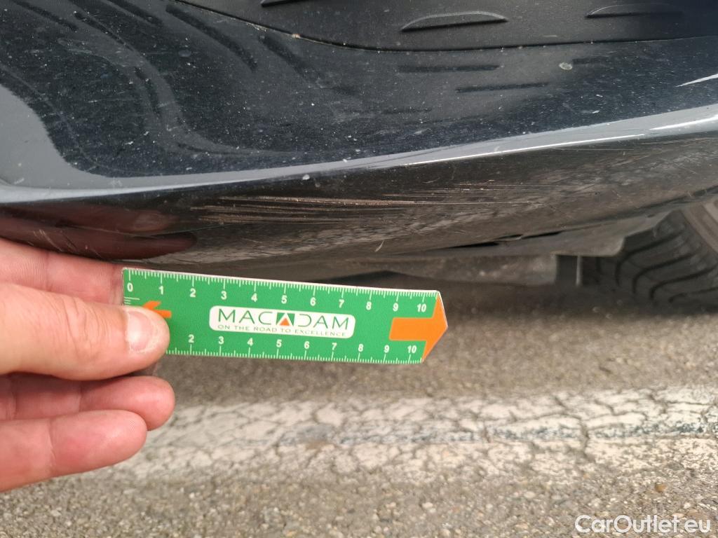  Mercedes  CLA-Klasse MERCEDES-BENZ CLA Shooting Brake / 2019 / 5P / Break CLA 200 d AMG Line BA8 #10