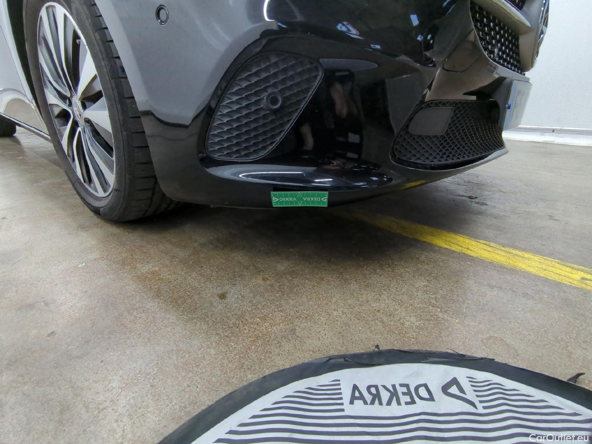  Mercedes  A-Klasse MERCEDES-BENZ Classe A Compact / 2018 / 5P / Berline A 180 d Business Line #8