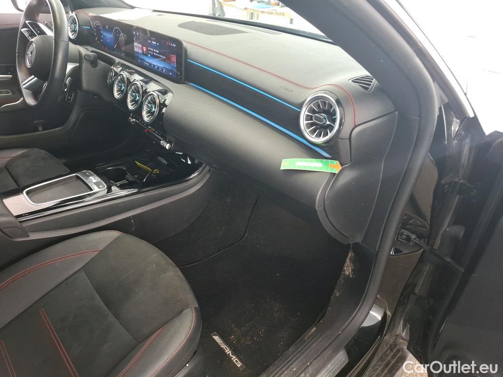  Mercedes  CLA-Klasse MERCEDES-BENZ CLA Shooting Brake / 2019 / 5P / Break CLA 200 d AMG Line BA8 #26