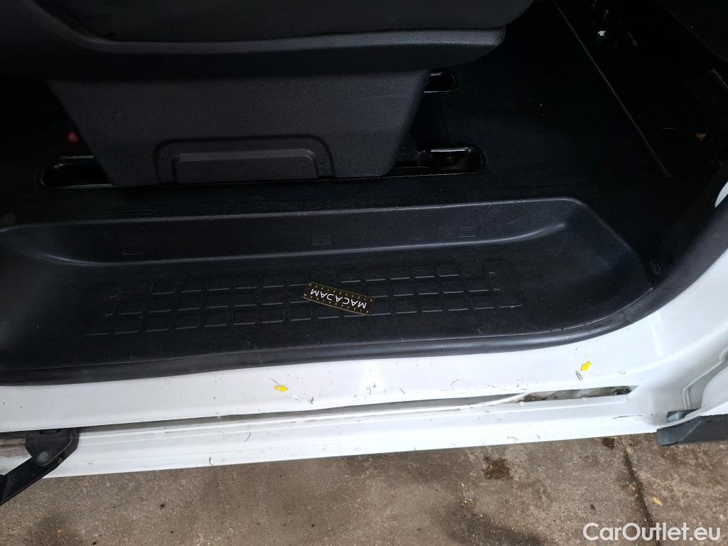  Citroen  Jumpy  Combi XL Confort 1.5 BlueHDi 120CV BVM6 9 Sieges E6d #26