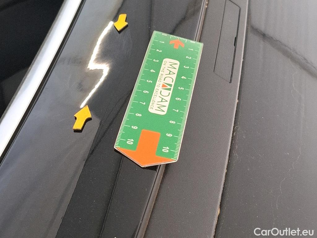  Mercedes  CLA-Klasse MERCEDES-BENZ CLA Shooting Brake / 2019 / 5P / Break CLA 200 d AMG Line BA8 #17