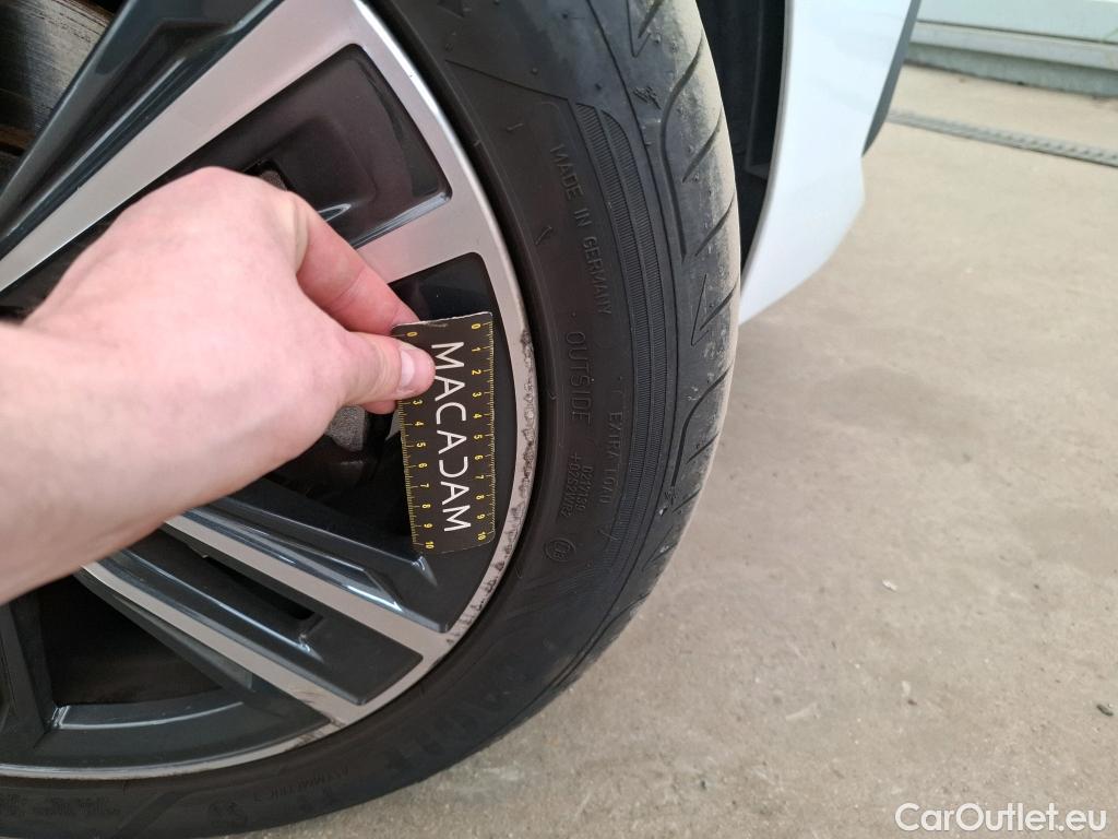  Bmw  Serie 2 BMW Série 2 Gran Coupé / 2019 / 4P / Berline 216D AUTO Business Design #25