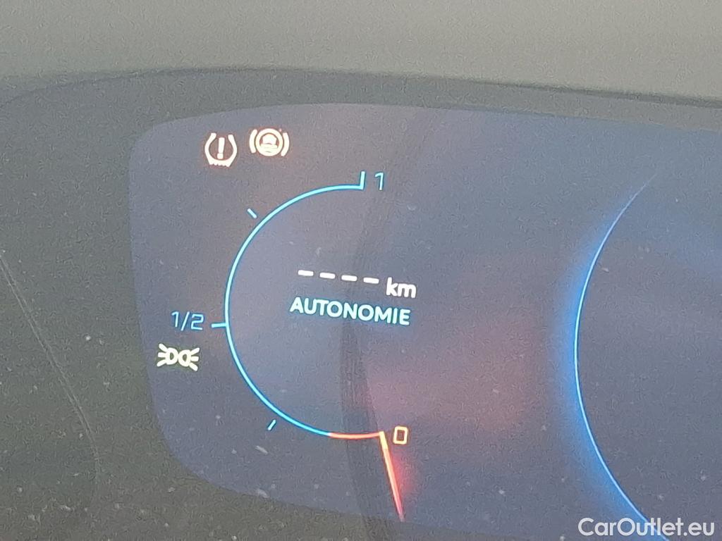  Peugeot  2008  Allure Business 1.5 HDi 130CV BVA8 E6d #9