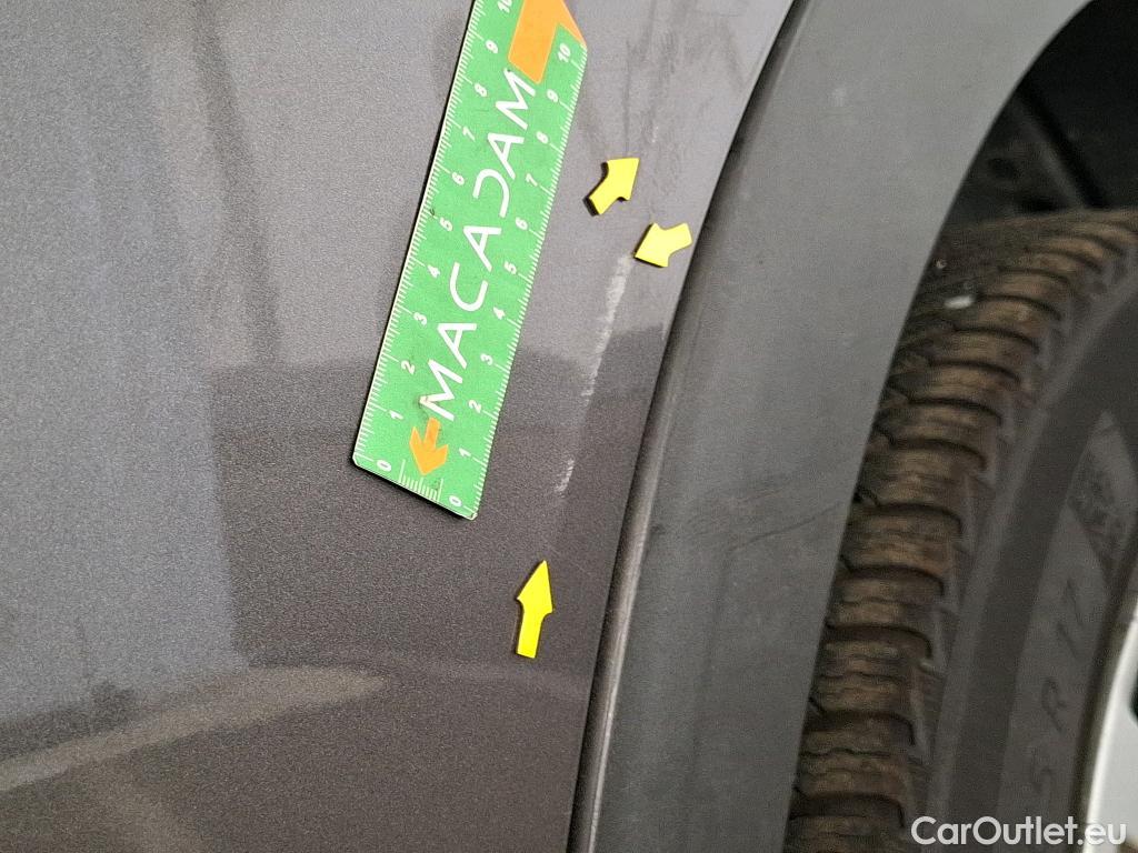  Peugeot  3008  II Active Pack 1.5 HDi 130CV BVA8 E6d #19