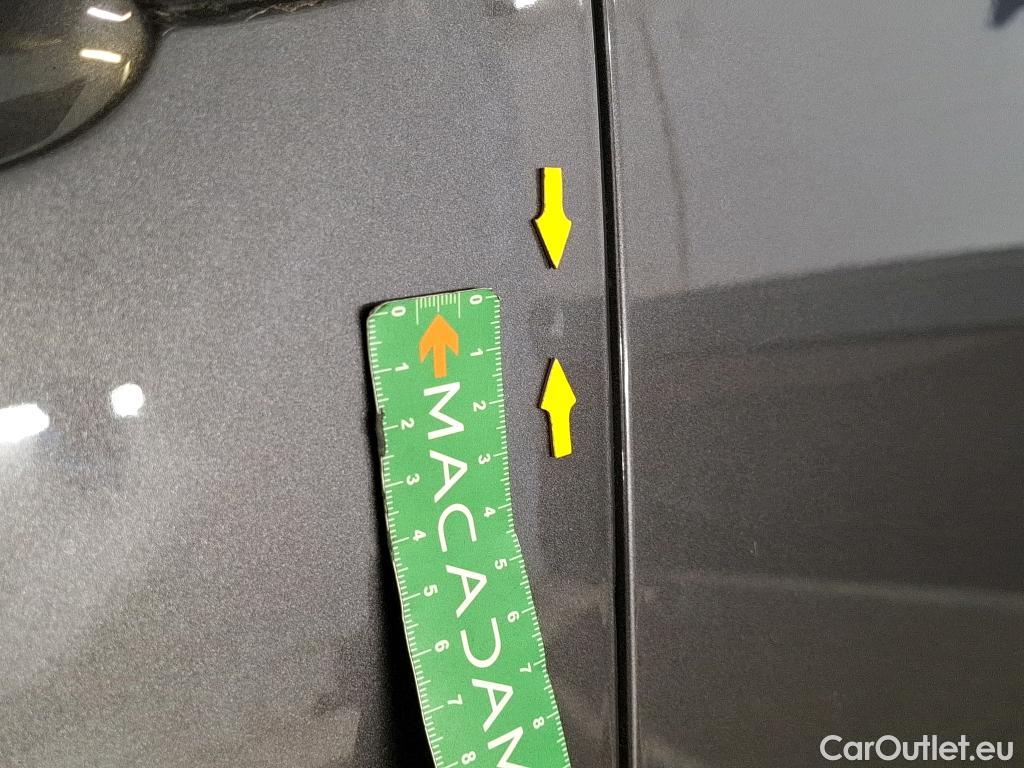  Peugeot  3008  II Active Pack 1.5 HDi 130CV BVA8 E6d #127