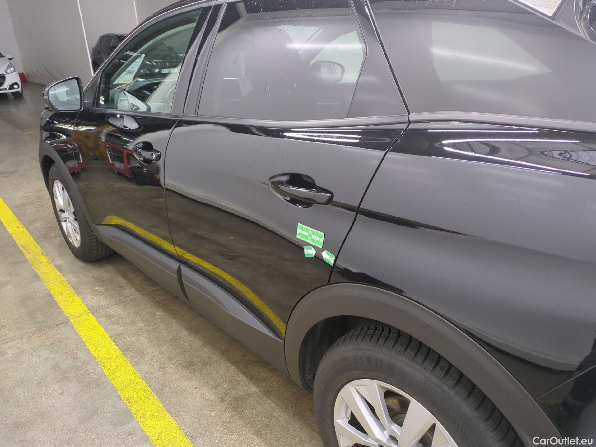  Peugeot  3008  Active Business 1.5 HDi 130CV BVA8 E6dT #42