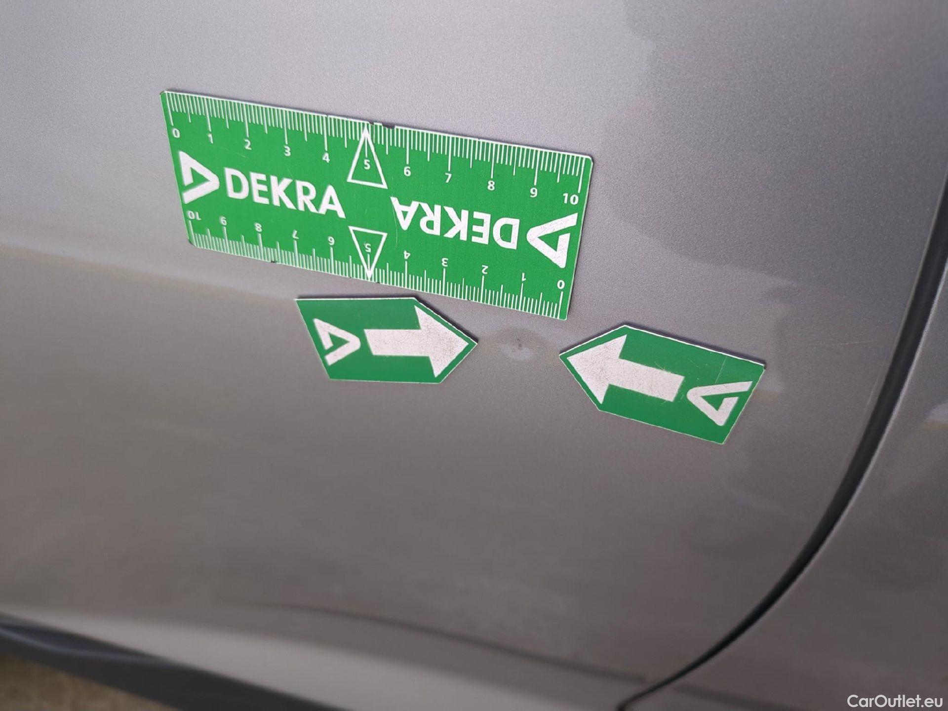  Nissan  Juke NISSAN  / 2019 / 5P / Crossover DIG-T 114 BVM6 Tekna #16