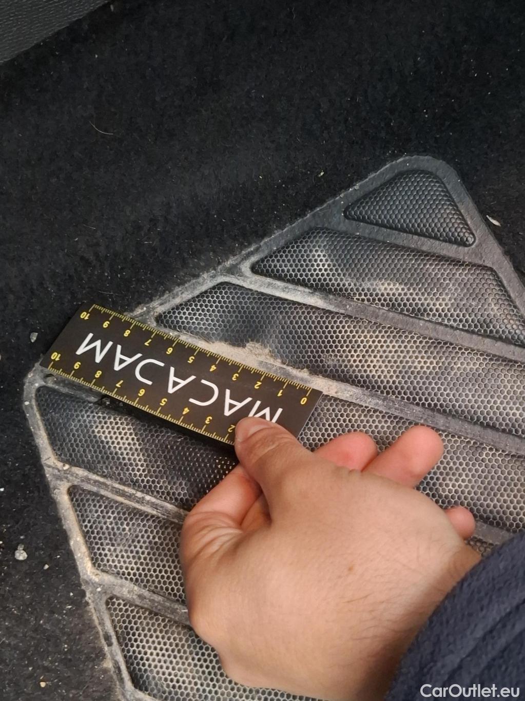  Peugeot  3008  Active Business 1.5 HDi 130CV BVA8 E6d #2