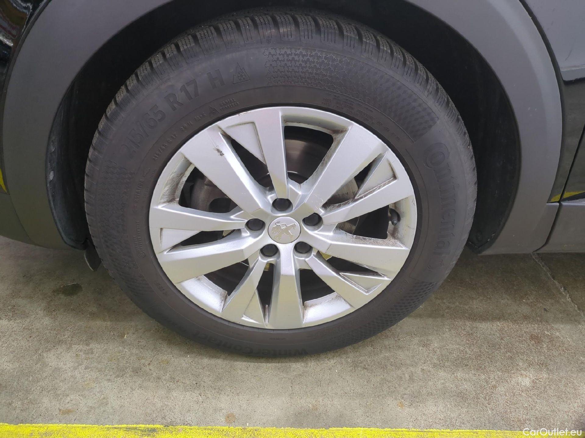  Peugeot  3008  Active Business 1.5 HDi 130CV BVA8 E6dT #37