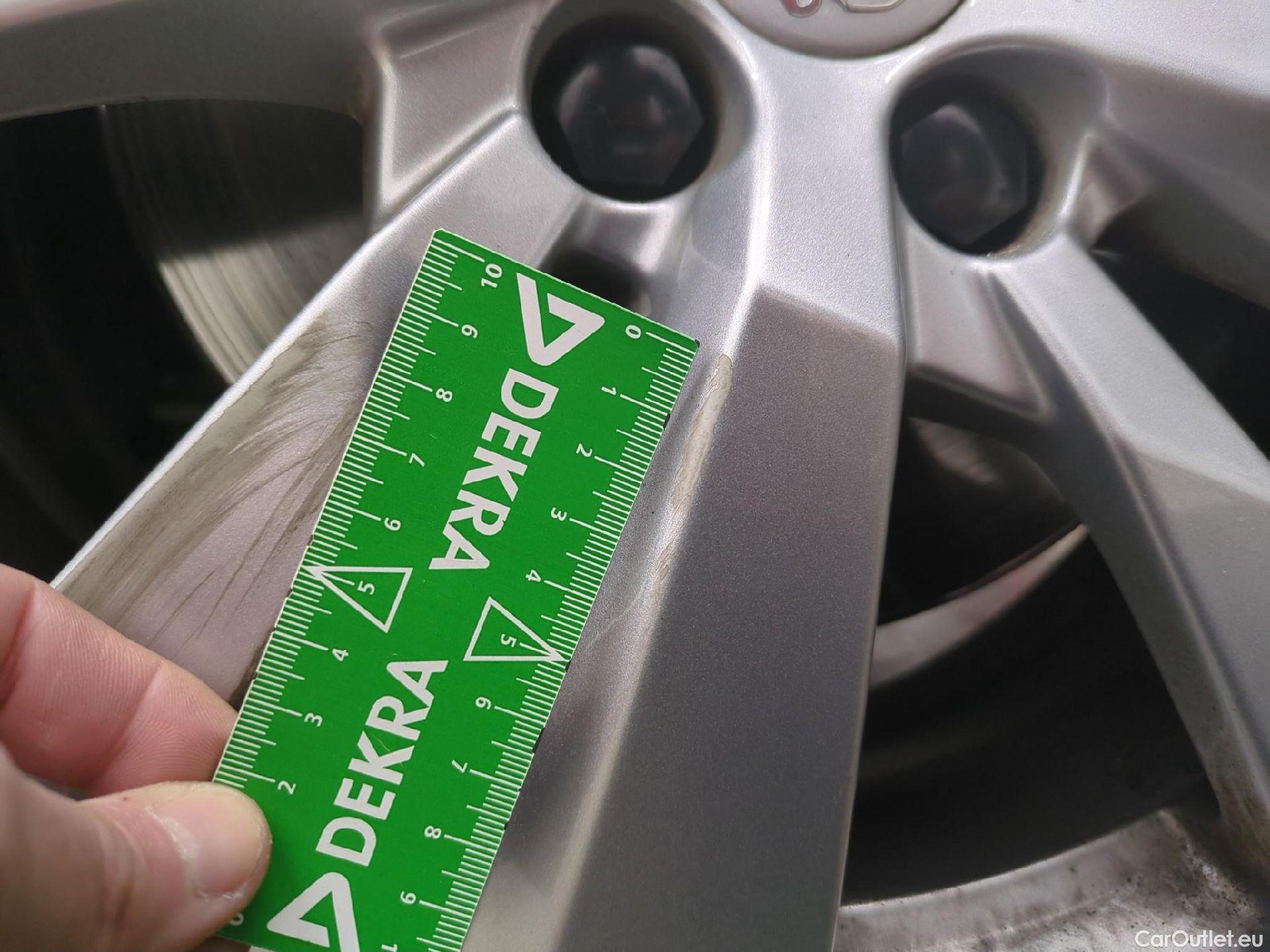  Peugeot  3008  Active Business 1.5 HDi 130CV BVA8 E6dT #20