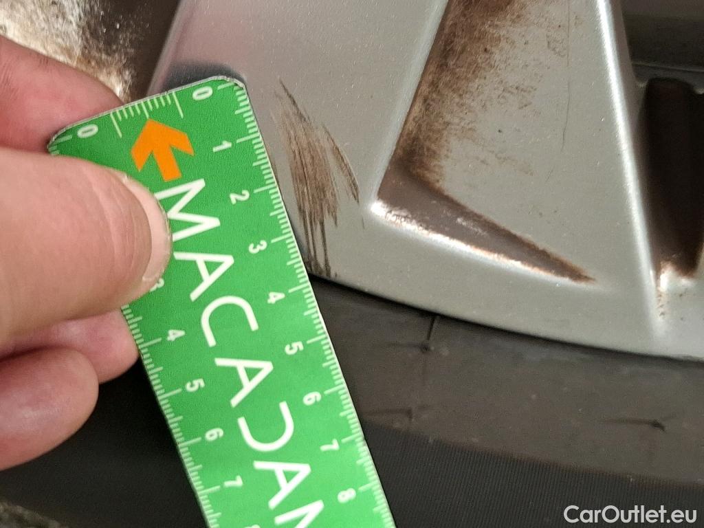  Peugeot  3008  II Active Pack 1.5 HDi 130CV BVA8 E6d #35