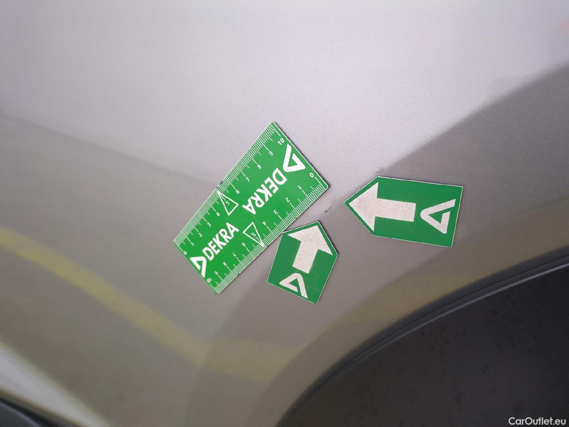  Nissan  Juke NISSAN  / 2019 / 5P / Crossover DIG-T 114 BVM6 Tekna #12