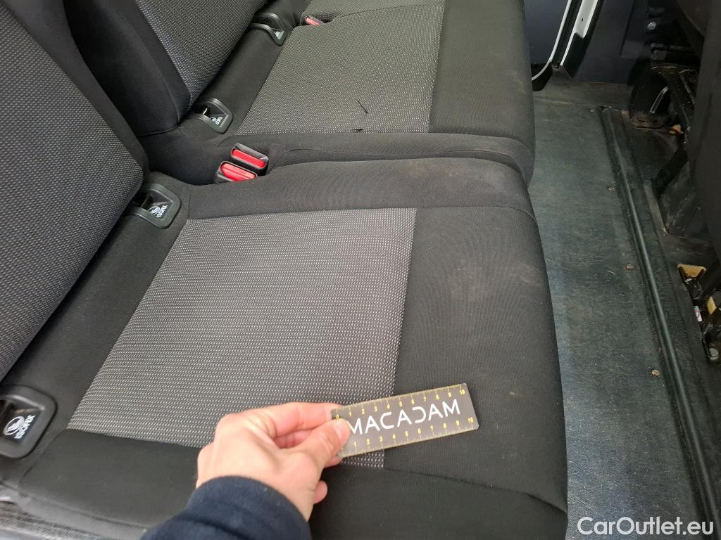  Peugeot  Expert PEUGEOT  / 2016 / 4P / Combi BLUEHDI 150 S&S STANDARD #8