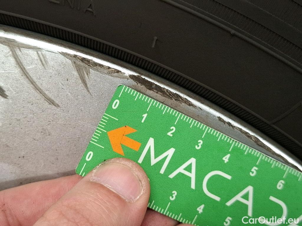  Peugeot  5008  Active Business 1.5 HDi 130CV BVM6 7 Sieges E6dT #61