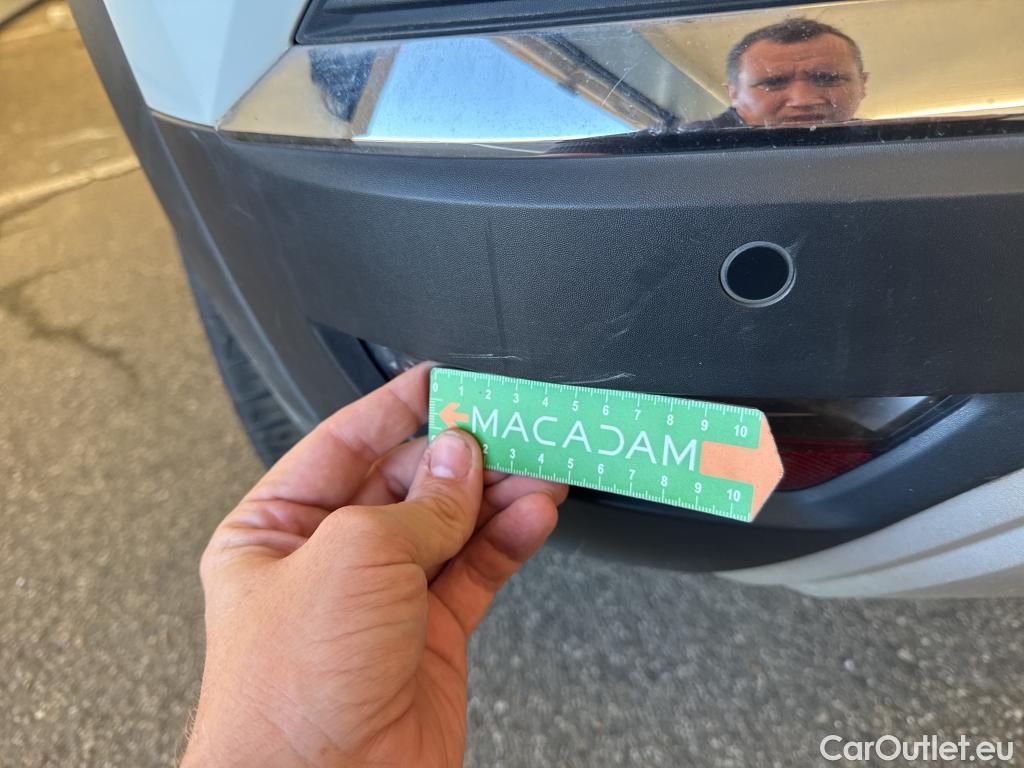  Renault  Captur  II Techno 1.6 E-TECH Hybrid 145CV BVA6 E6d #3