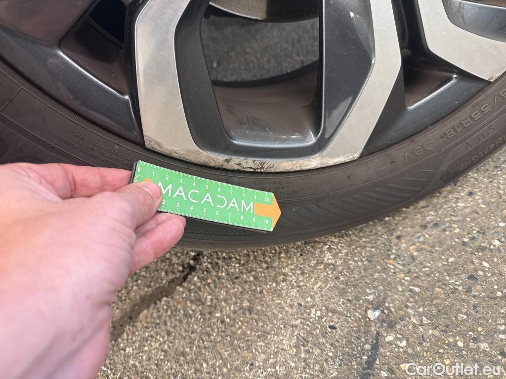  Renault  Captur  II Techno 1.6 E-TECH Hybrid 145CV BVA6 E6d #19