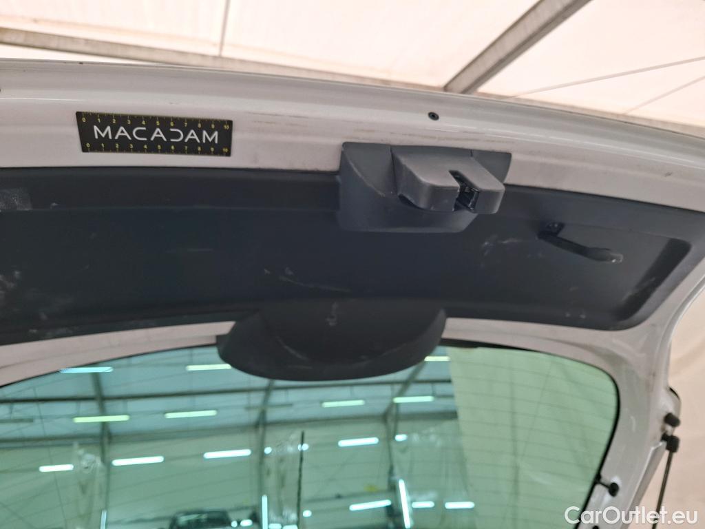  Skoda  Fabia  Clever 1.0 MPI 60CV BVM5 E6 #7