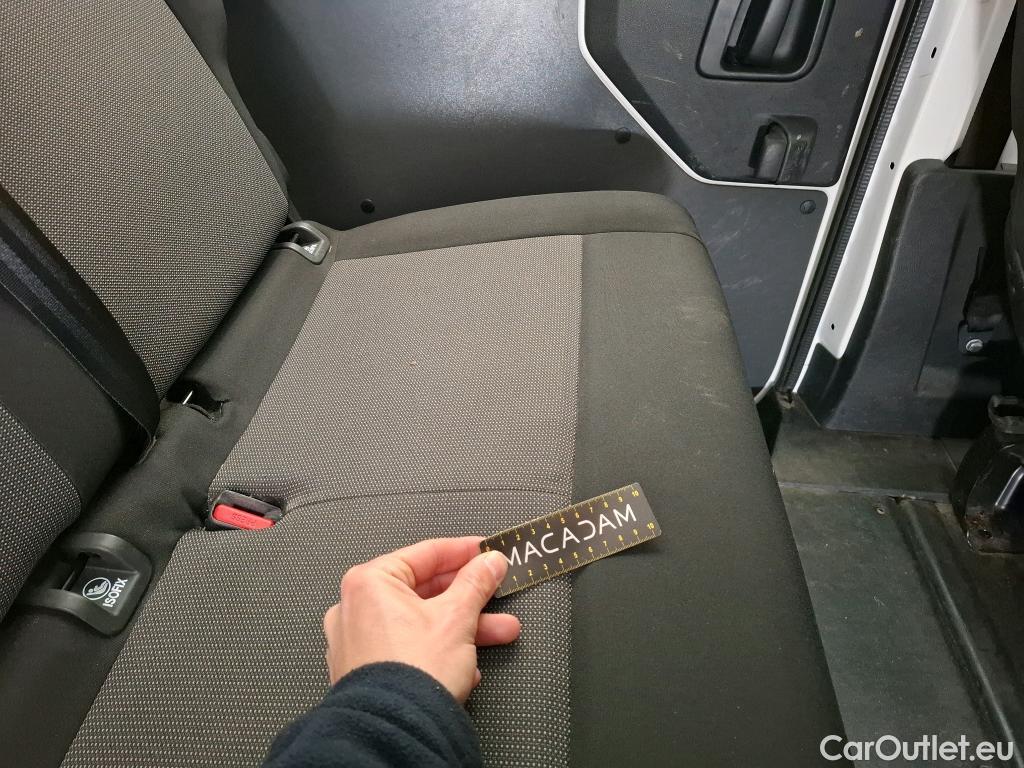  Peugeot  Expert PEUGEOT  / 2016 / 4P / Combi BLUEHDI 150 S&S STANDARD #10