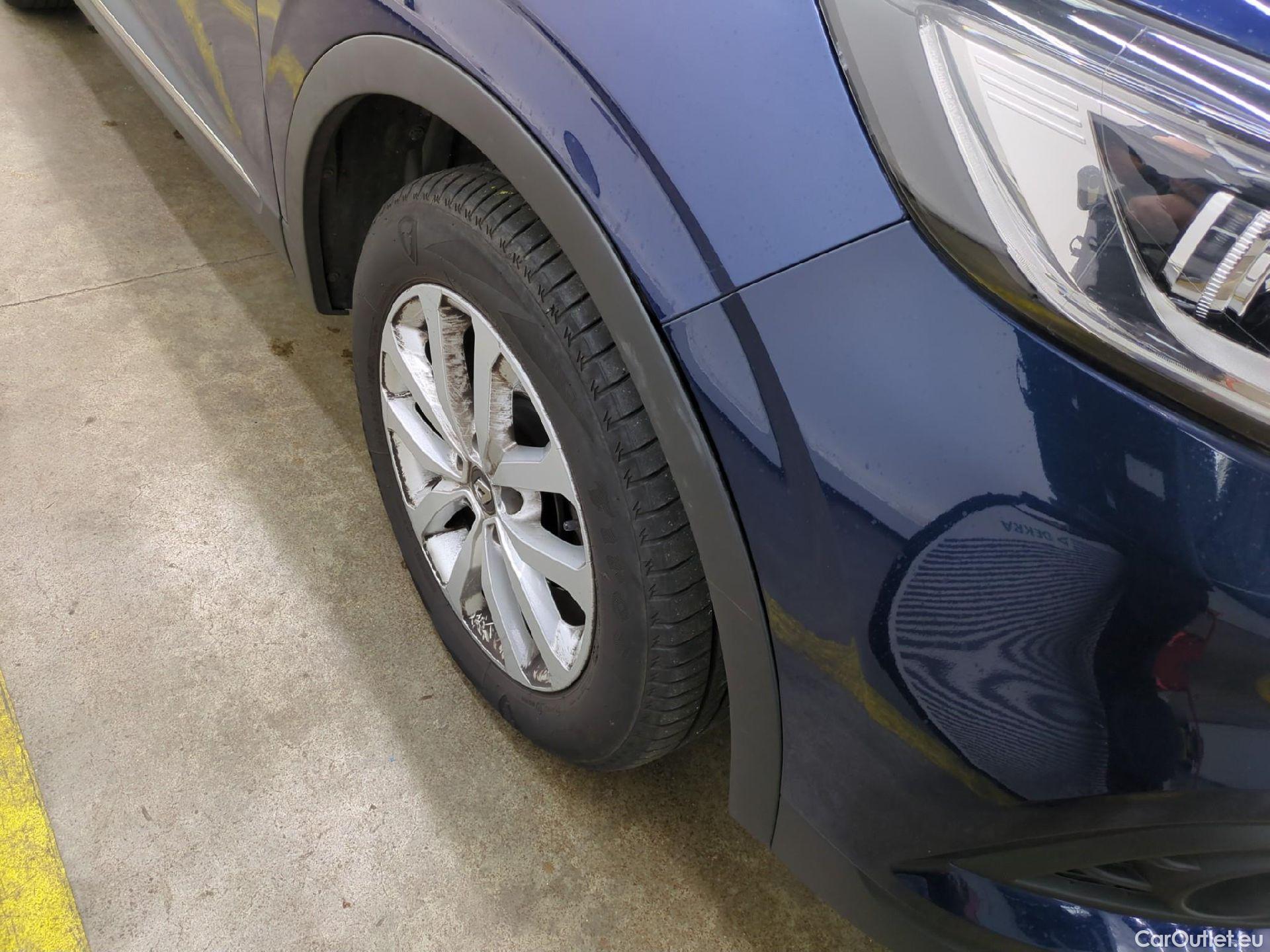  Renault  Kadjar RENAULT  5p Crossover Business Blue dCi 115 #21