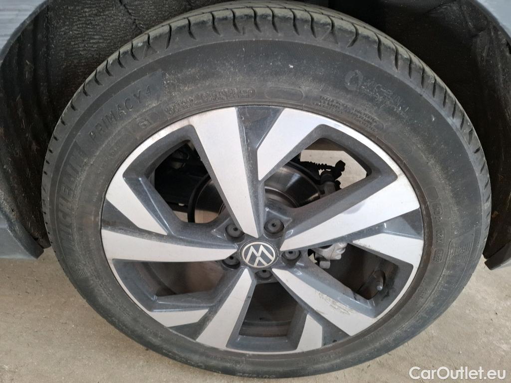  Volkswagen  Taigo  Style 1.0 TSI 110CV BVA7 E6d #36