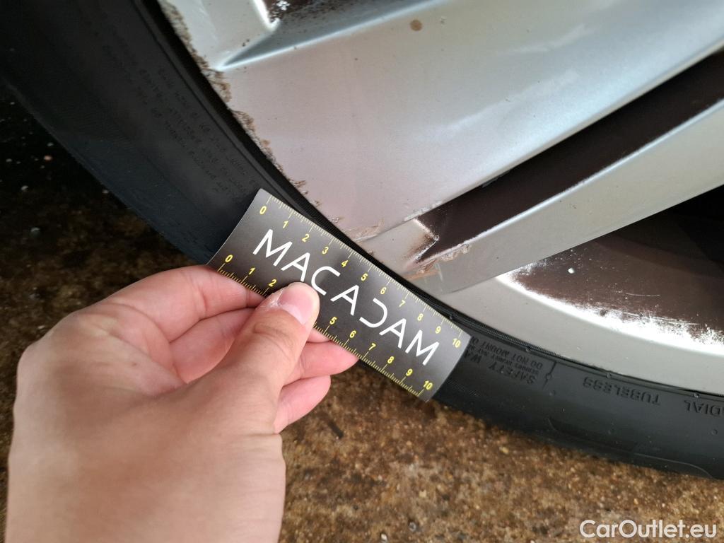  Volkswagen  Golf  VOLKSWAGEN / 2020 / 5P / Berline 2.0 TDI SCR 115 DSG7 Life Busi #6