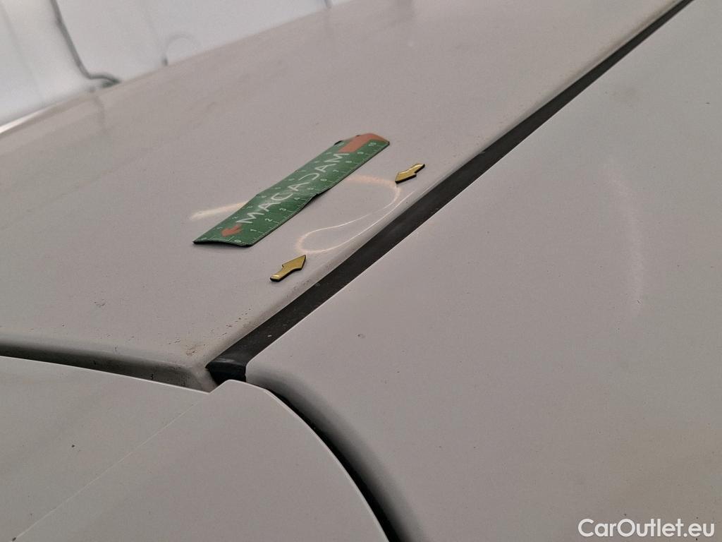  Toyota  C-HR TOYOTA  5p SUV 1.8 HYBRIDE 122 DYNAMIC #3