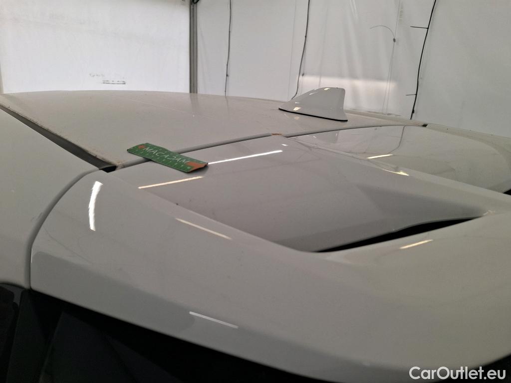  Toyota  C-HR TOYOTA  5p SUV 1.8 HYBRIDE 122 DYNAMIC #30