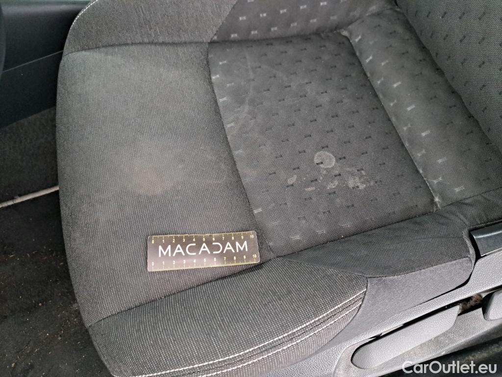  Toyota  Corolla TOYOTA  / 2022 / 5P / Berline Hybride 140h Dynamic Business Beyond Zer #98