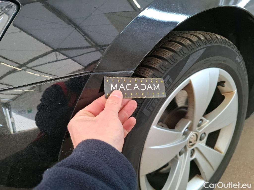  Skoda  Superb  Break Business 2.0 TDI 150CV BVA7 E6d #9