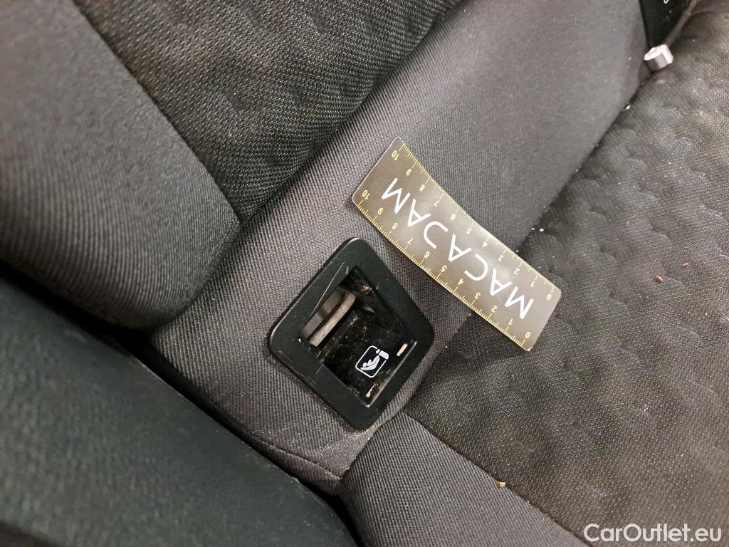  Toyota  Corolla TOYOTA  / 2022 / 5P / Berline Hybride 140h Dynamic Business Beyond Zer #103