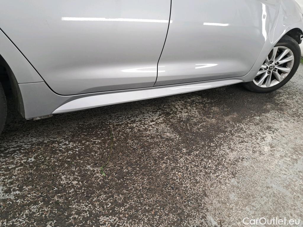  Toyota  Corolla TOYOTA  / 2022 / 5P / Berline Hybride 140h Dynamic Business Beyond Zer #59